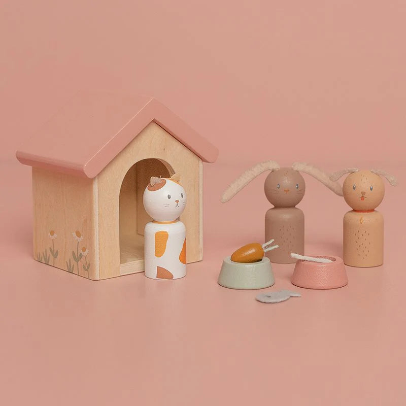 Set Cuccioli In Legno Per Casa Delle Bambole