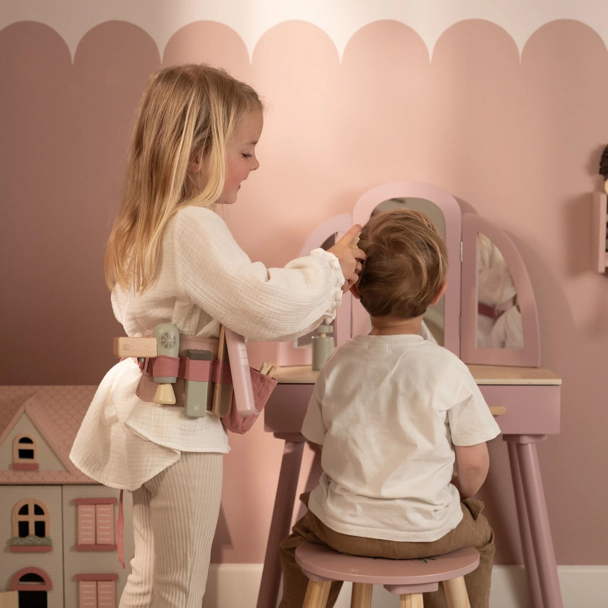 Set Parrucchiera In Legno Con Cintura