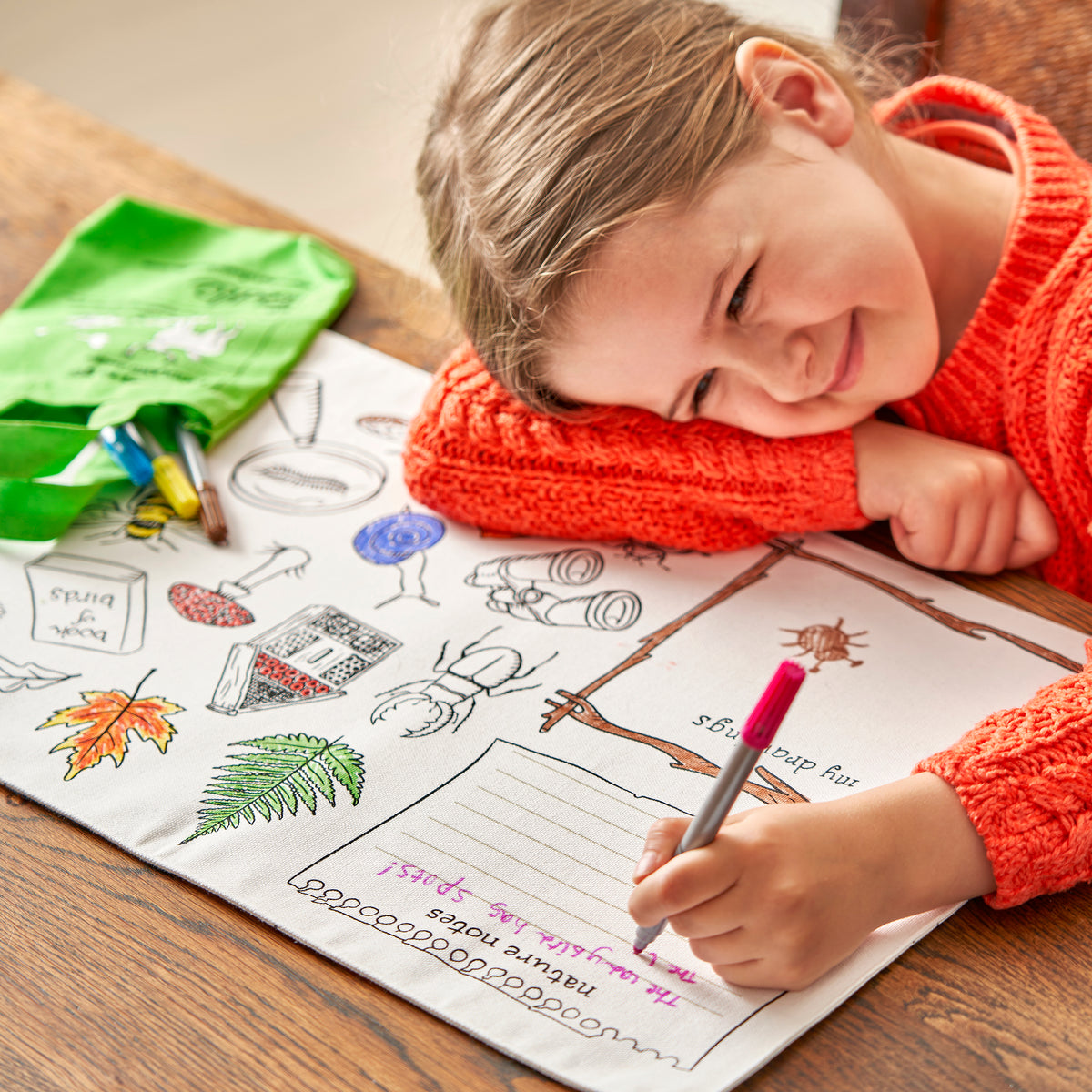 Tovaglietta 33 x 47 cm Con 10 Pennarelli Lavabili - Foresta