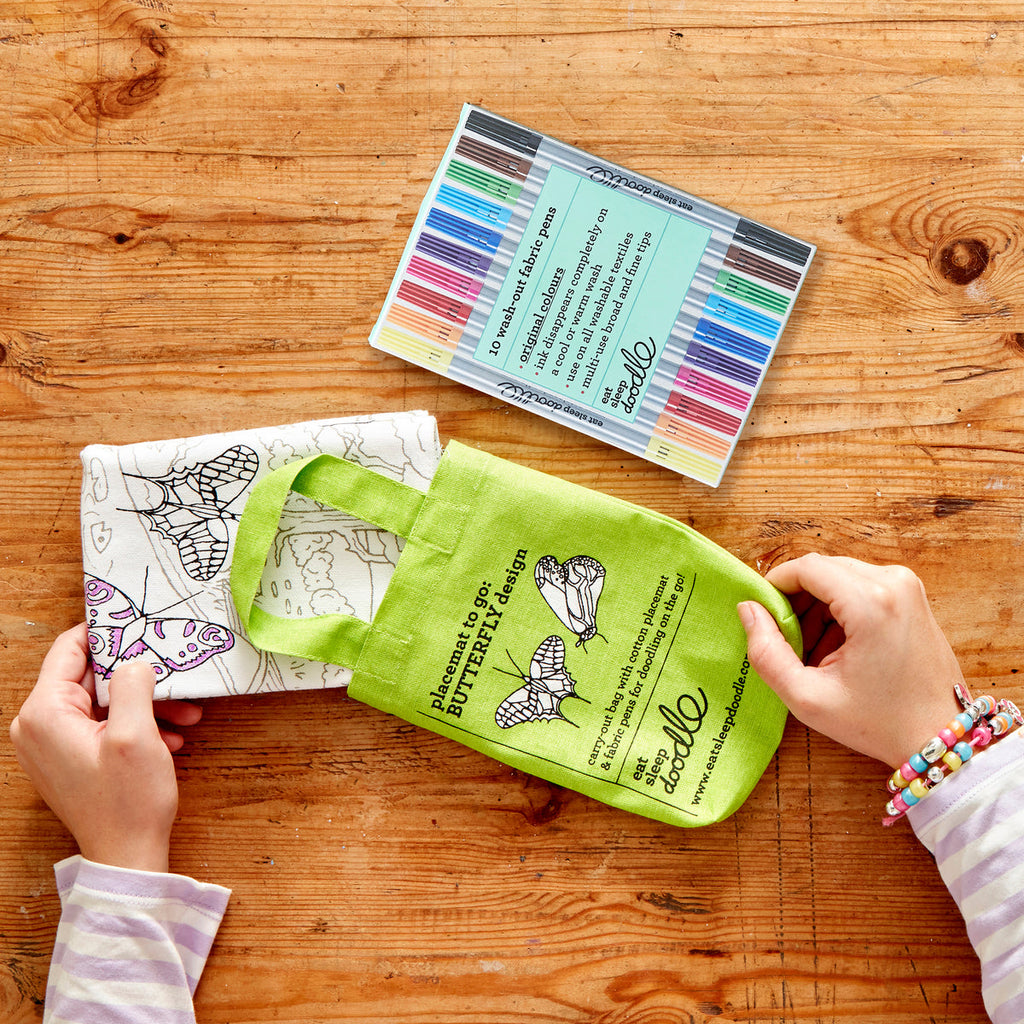 Tovaglietta Con 10 Pennarelli Lavabili - Farfalle