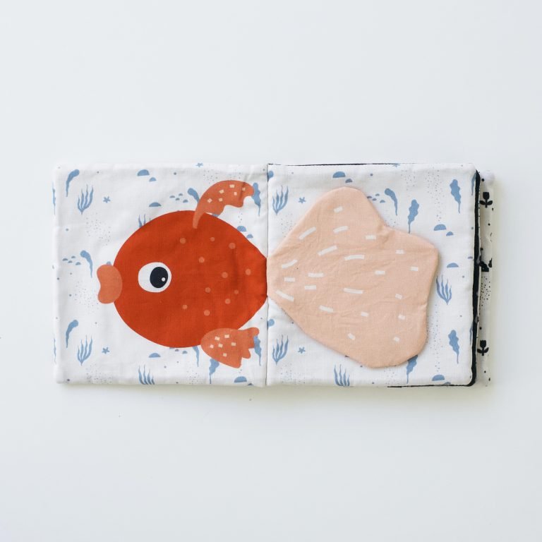 Soft Book Peekaboo - Pets